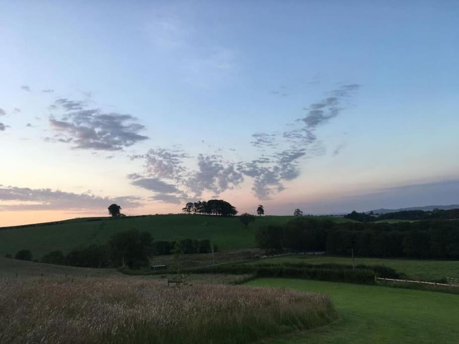 Stunning Shepherds Hut Rural Bliss Dumfries Buitenkant foto