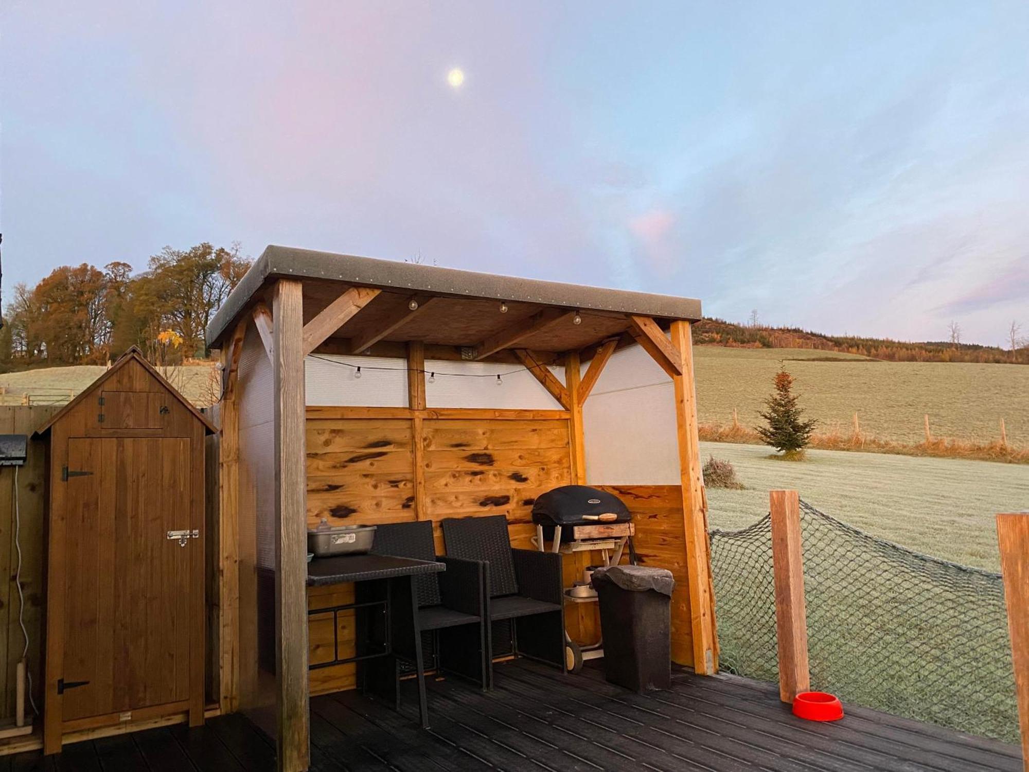 Stunning Shepherds Hut Rural Bliss Dumfries Buitenkant foto